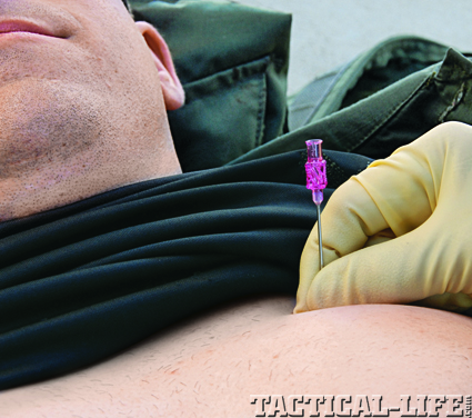 tactical-paramedic-needles-the-chest